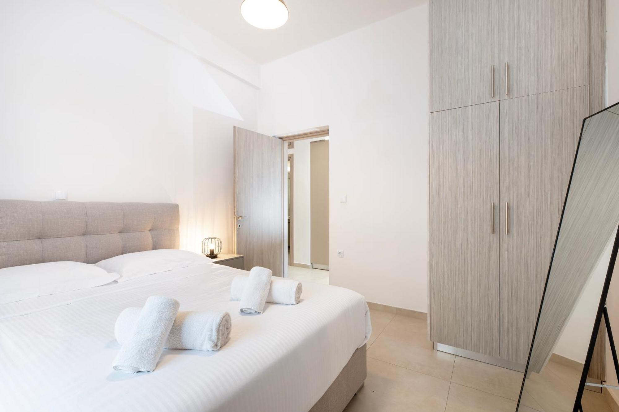 Spacious & Luxe 3Br Downtown 1Min To Beach Città di Kos Esterno foto